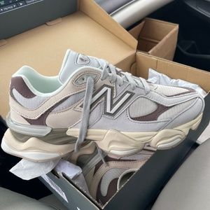 New Balance 9060